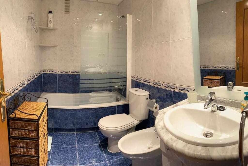 Apartamento A 150M De La Playa Wifi Gratis Денія Екстер'єр фото